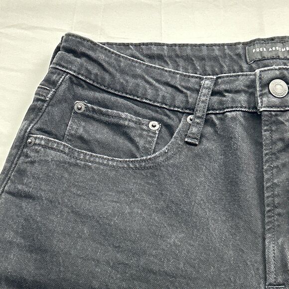 Free Assembly Women's Size 12 High Rise Full Wide Straight Black Jeans Grunge - Picture 7 of 10